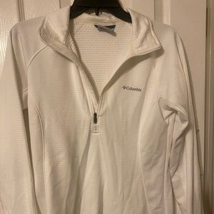 Women’s, white, size medium, Columbia quarter zip pullover.